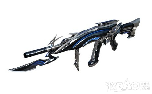 《CF》AK12天启与M4A1千变属性对比
