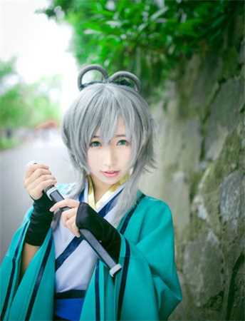 大炕上和岳偷倩-厨房PLAY黄瓜进入