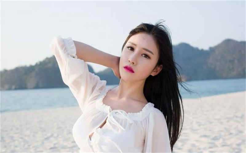 日常调教(H)-醒来发现大的东西还在身体里