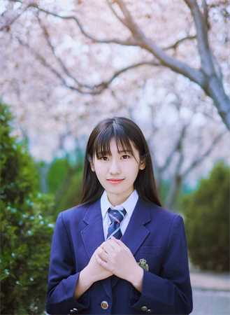 傻子好大好胀痛未经人事:啊快点啊好深啊流水了