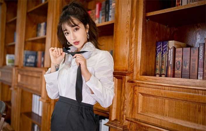 2022(厨房里抱着岳丰满大屁股)全目录阅读