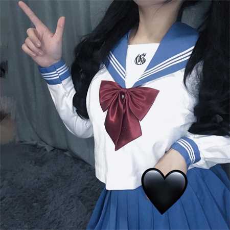 将女侠双腿分得更开:总裁碰到一层薄