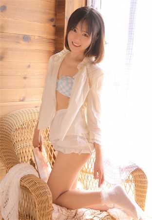 两个人一前一后地动着快给我(车里疯狂索要)全章节阅读