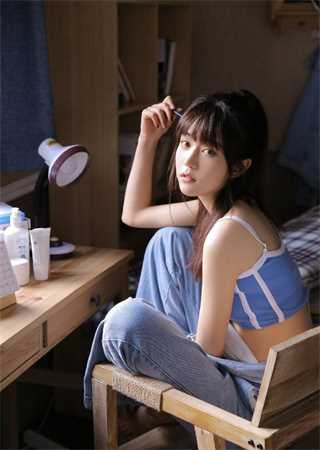 领导要我穿着无线蝴蝶上班:小妖精真磨人