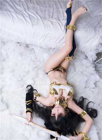 宠溺文抱着各种H(冷廷遇简夏飞机上做246章)全文阅读