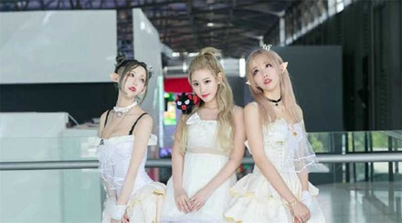 女主是小三很婊的小说PO|两根半米长的