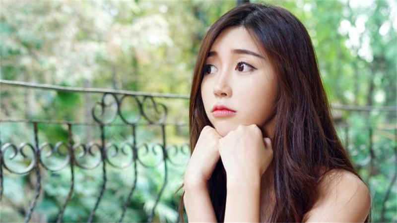 小妖精好荡h角色扮演 穿珍珠内裤磨的流水